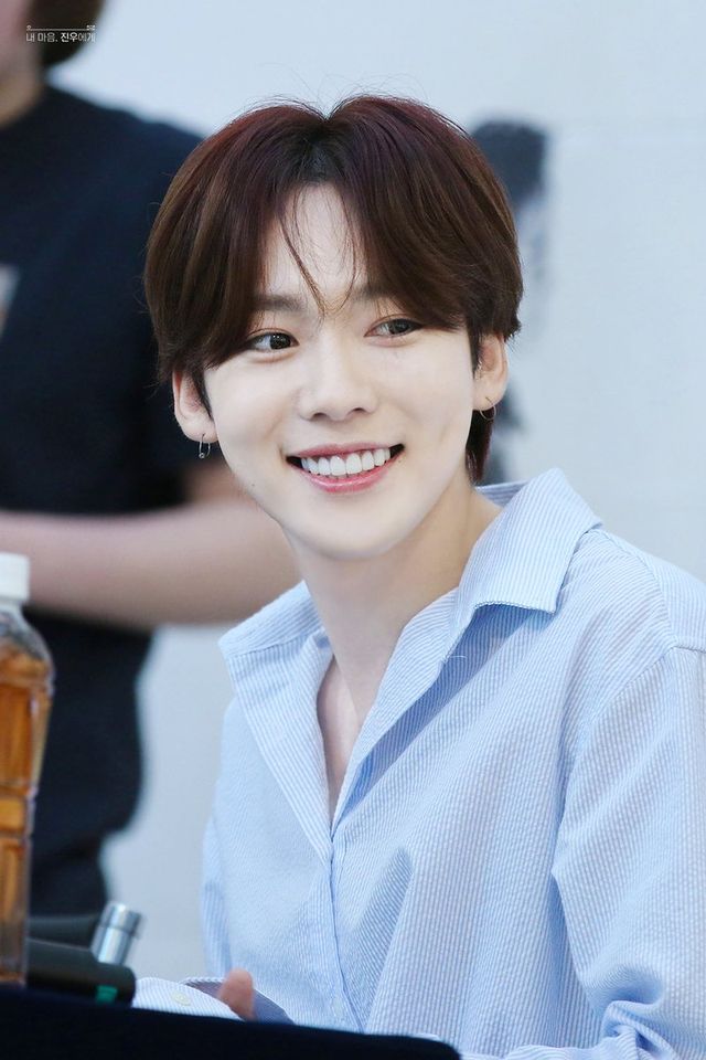 Unveiling Jinu in KPop Demon Hunters β The Voice Behind the Mythic Character