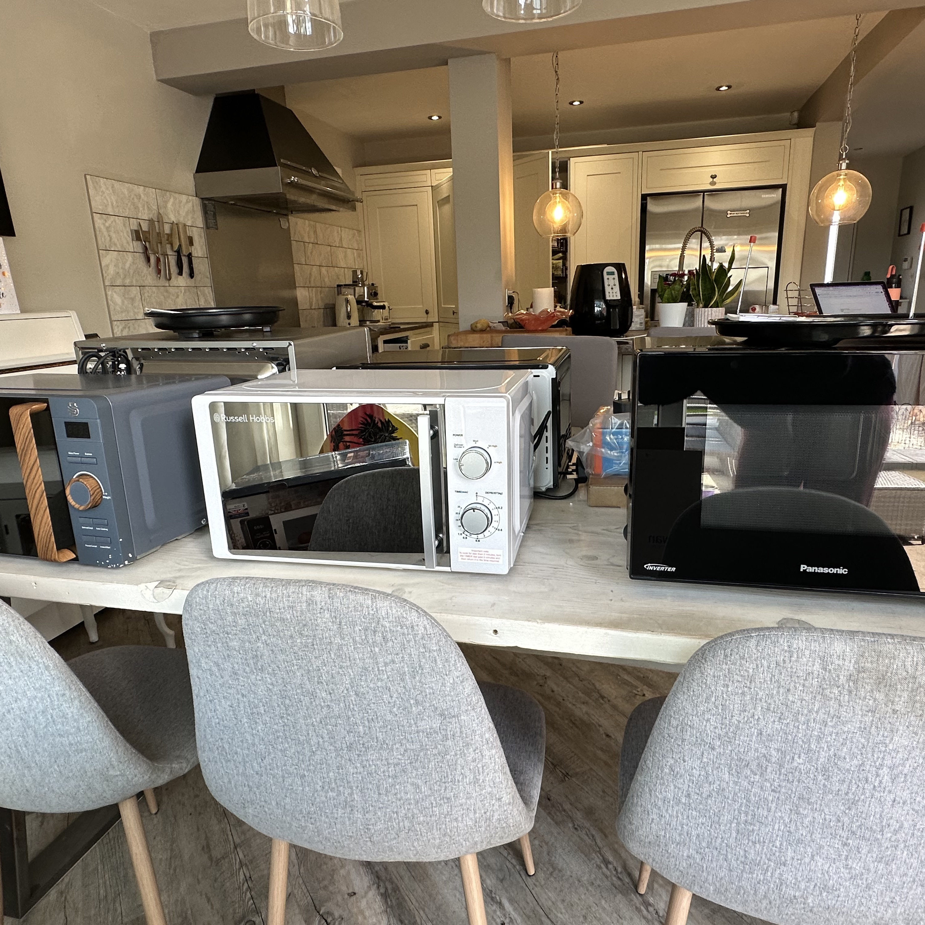 Best Countertop Microwave for Small Kitchen - Top Picks and Buyer’s Guide