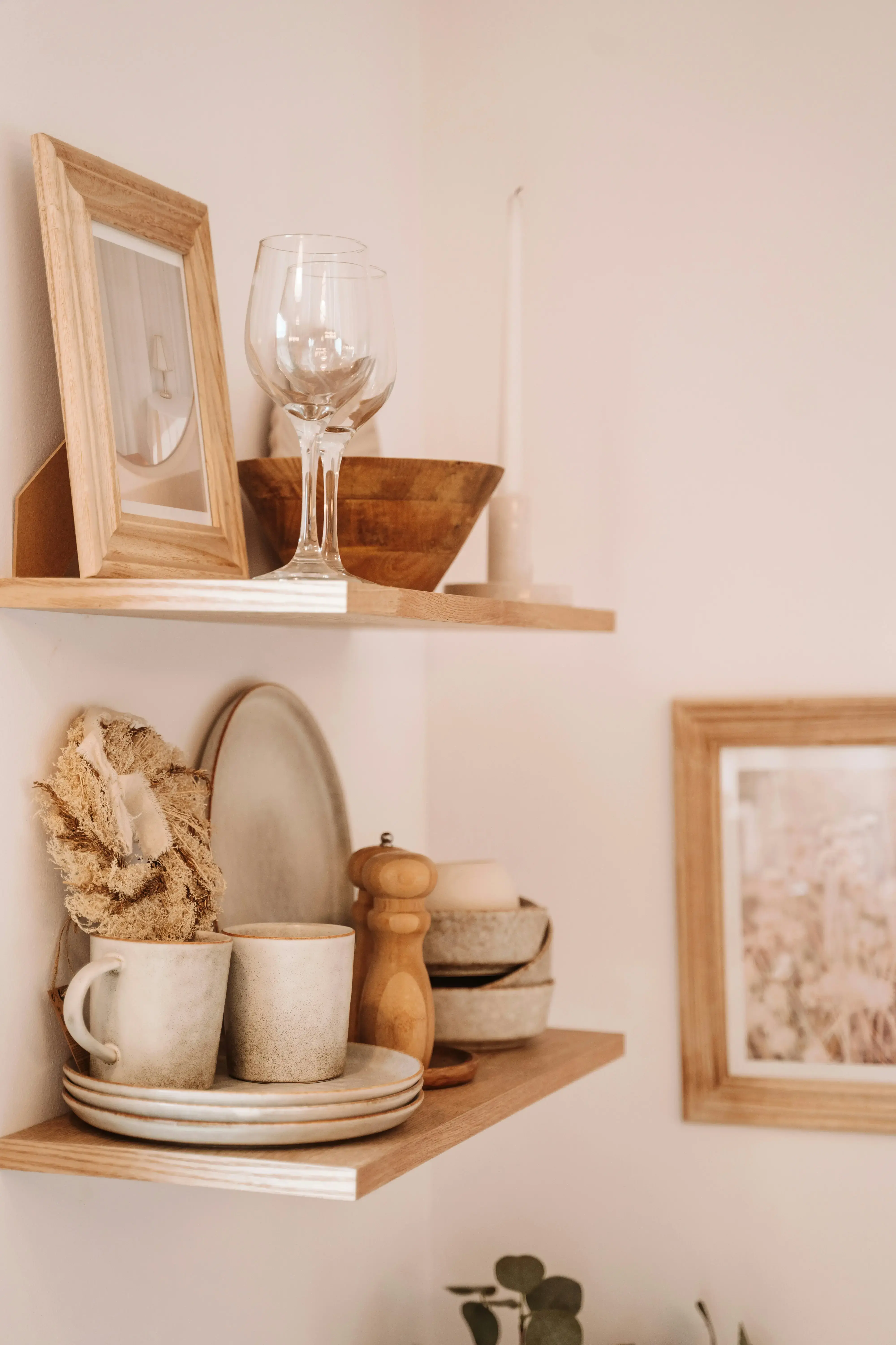 Best Floating Shelves for Living Room Decor in 2025: Stylish Space-Savers That Actually Work