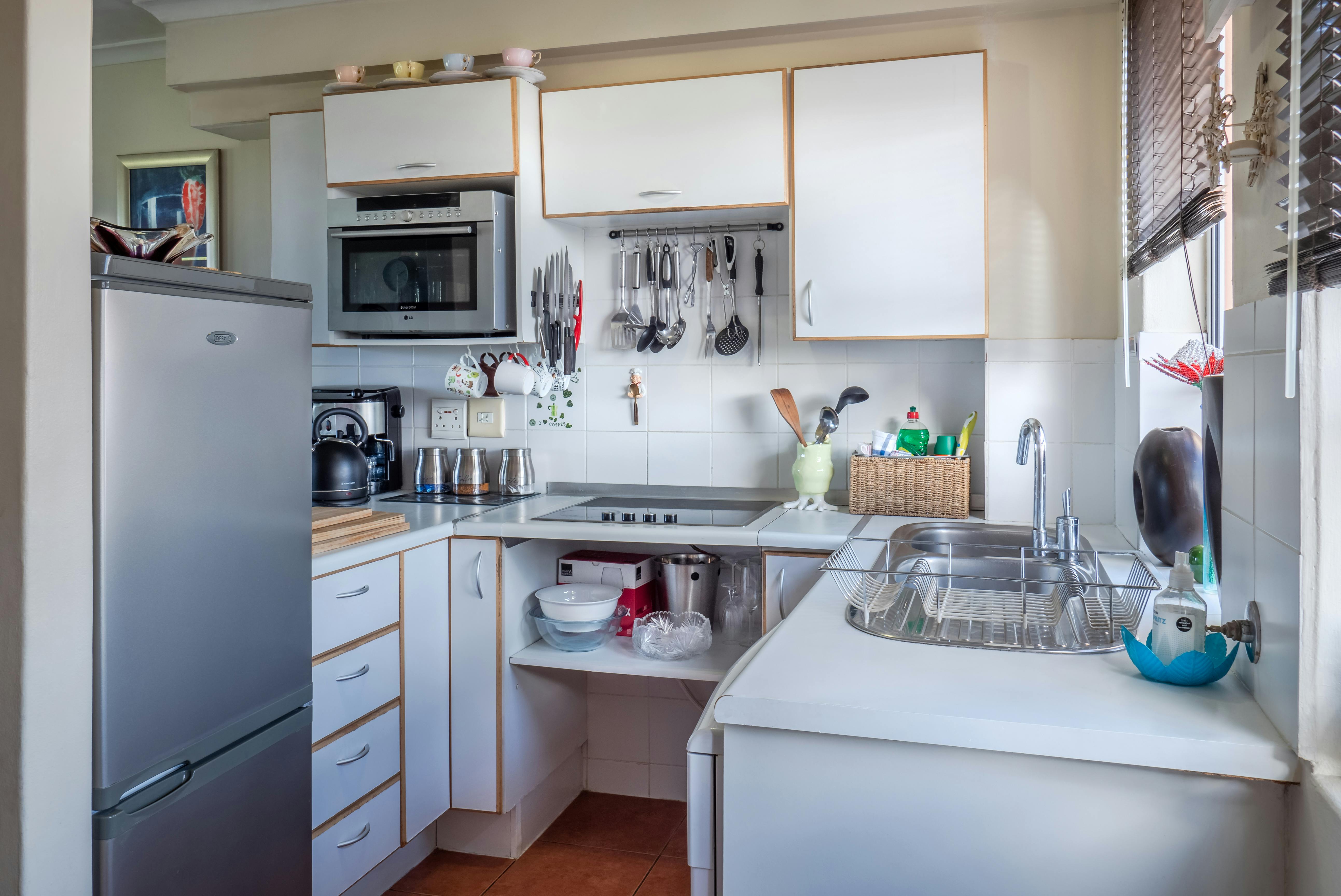Countertop Microwave Space-Savvy Cooking for Modern Kitchens